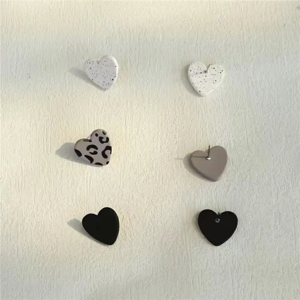 ✨🤎 Darling BoHo 6 Pairs Heart Shaped Stud Earrings 💛💙  ✨